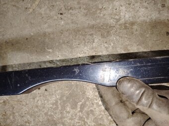 Bmw e46 listy pod svetlá - 2