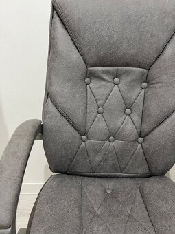 Kancelárska stolička - 2