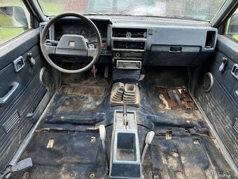 Nissan navara d21 - 2