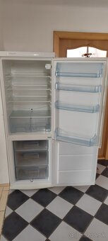 Predám chladničku s mrazničkou - 2