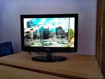 malý LCD TV - 2