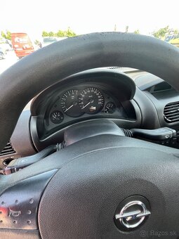 Opel Corsa 1.0 2006 - 2