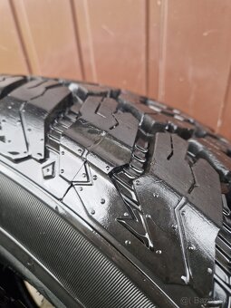 Predám offroad pneumatiky AT 33.12.5r15 - 2