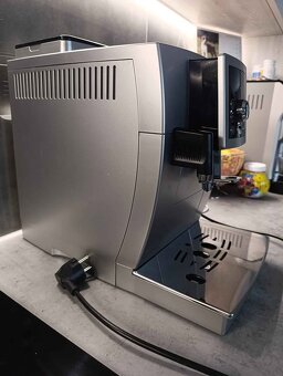Kávovar DeLonghi ECAM 23.460 S - 2