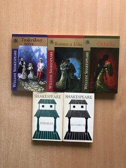 Shakespeare, Osho, Twilight sága, 50 odtieňov - 2