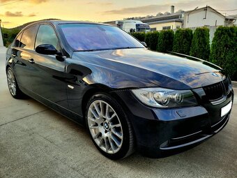 BMW 330i - 2