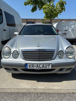 Mercedes e270 - 2