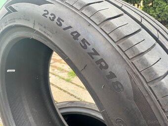 IPERIAL 235/45 R18 - 2