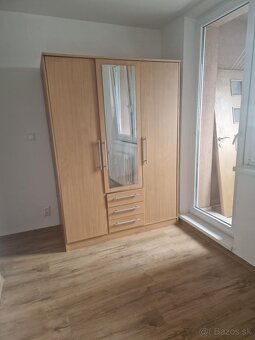 Trnava - predaj 2 izbového bytu s dvomi loggiami. - 2