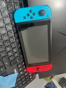 Nintendo Switch - 2