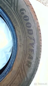 Good Year 215/65 R16 SUV - 2