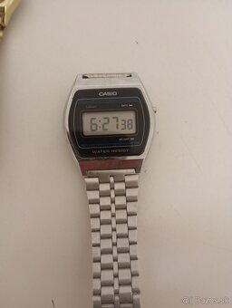 Digitálne hodinky. - 2