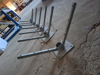 Držiak na ostnatý drôt 18ks - 2