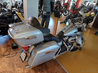 Harley Davidson Road King r.2021 - 2