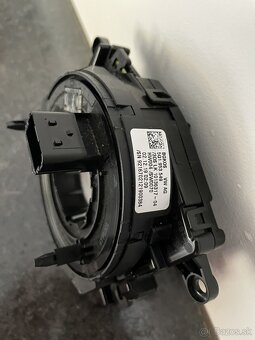 Podvolantovy krúžok 5Q1 953 549 Octavia 3 - 2