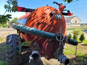 Cisterna na hnoj a polievanie - 2