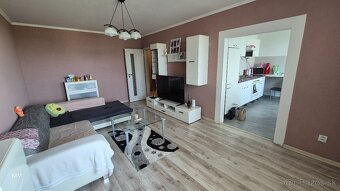 Levice - 2 izbový byt na predaj, dobrá lokalita - 2