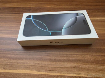 iPhone 16 Pro Max 512GB White Titanium - 2