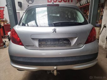 peugeot 207 hatchback zadné svetlá - 2