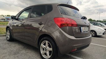 Kia Venga 1.4i 16V 87000 km benzín - 2