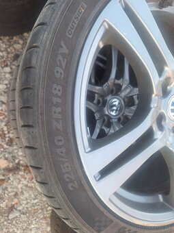 225/40R18 5x112 - 2