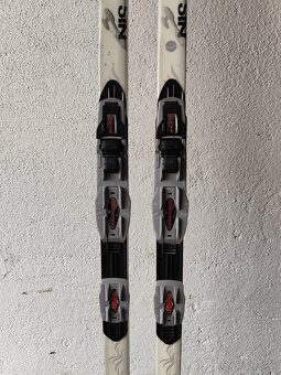Predám bežecké lyže s topánkami - 2