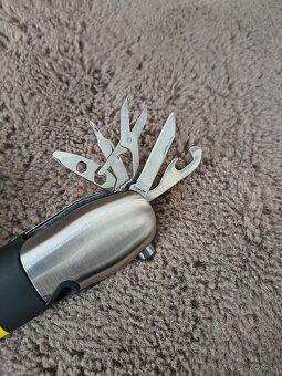 Multifunkčná baterka - 2