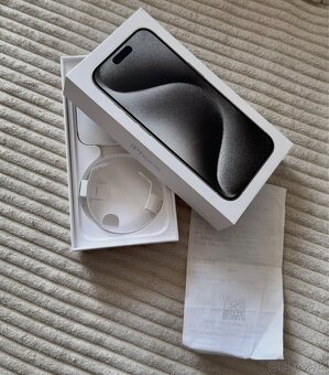 iPhone 15 Pro 256GB Silver - 2