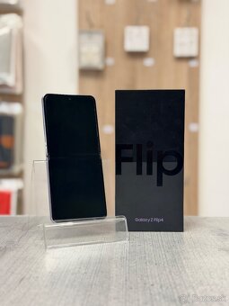 Samsung Galaxy Z Flip 4 128GB Bora Purple - 2