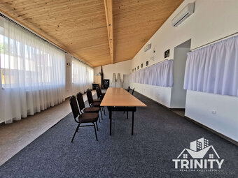 Na predaj polyfunkčná budova v Nových Zámkoch - 2