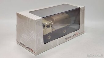 Premium ClassiXXs Tatra 805 valník s plachtou béžová 1:43 - 2