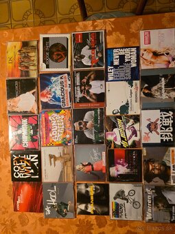 Staršie LP platne a CD - 2