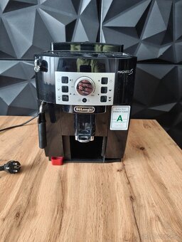 Automatický kávovar de'longhi magnifica s - 2