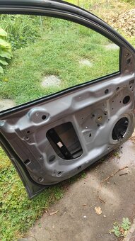 vodičove okno Audi A4 B8 - 2