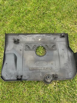 Kryt motora Ford mondeo mk3 - 2