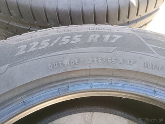 Letné pneumatiky 225/55 R17 - 2