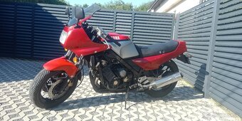 Yamaha FZ 750 - 2