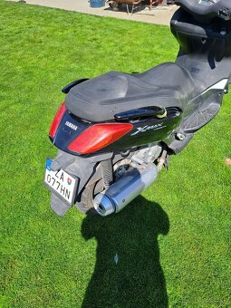 Yamaha x Max125 - 2
