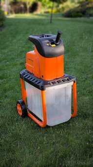 Predám drvič konárov Patriot PC 2500 - 2