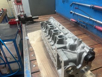 Hlava Valcov VW Touareg/T5 2.5 TDi BAC 128kw - 2