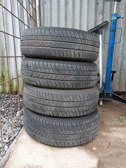 Predám pneumatiky 195/65 R15 - 2