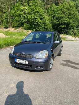 Toyota Yaris 1.0 - 2