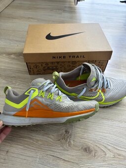 NIKE React Pegasus Trail 4 - 2