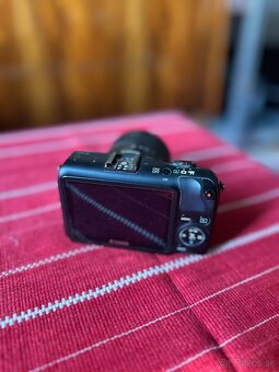 Canon EOS M - 2