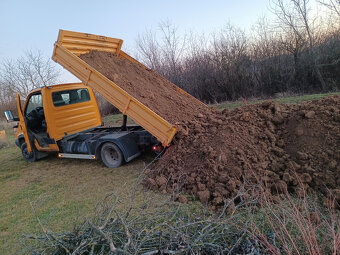 Ponúkam zemné a výkopové práce - 2