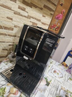 kávovar De'Longhi Dinamica Plus Ecam 370.70.B
- 2