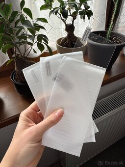 Sklo na iPhone 17Pro - 2