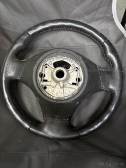 Predám volant BMW E90 - 2