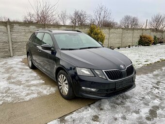 ŠKODA OCTAVIA COMBI 3 2.0 TDi - 2