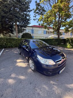 Citroën C4 1.4 benzín - 2